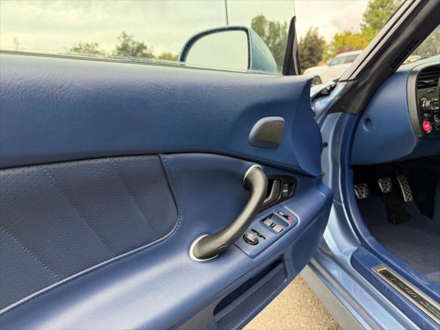 2005 Honda S2000 Convertible 2D