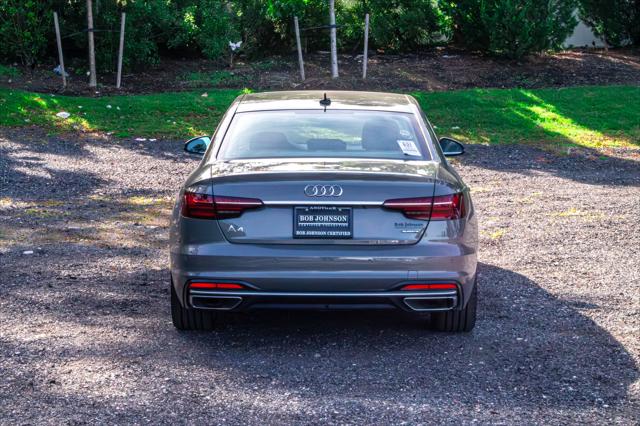 2023 Audi A4 Premium Plus 45 TFSI S line quattro S tronic
