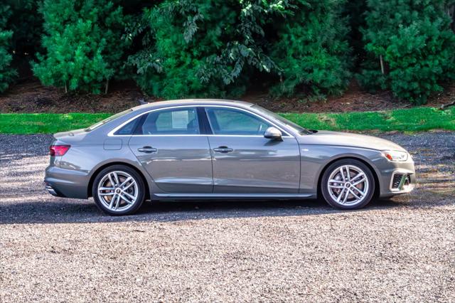 2023 Audi A4 Premium Plus 45 TFSI S line quattro S tronic