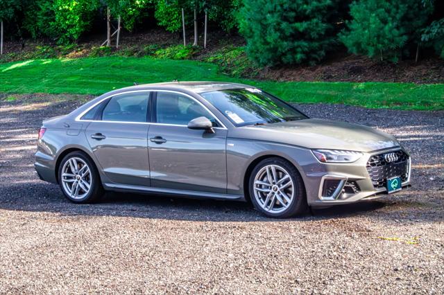 2023 Audi A4 Premium Plus 45 TFSI S line quattro S tronic