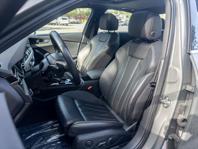2023 Audi A4 Premium Plus 45 TFSI S line quattro S tronic