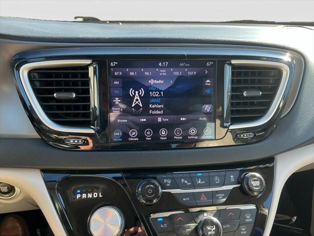 2020 Chrysler Pacifica Touring L Plus