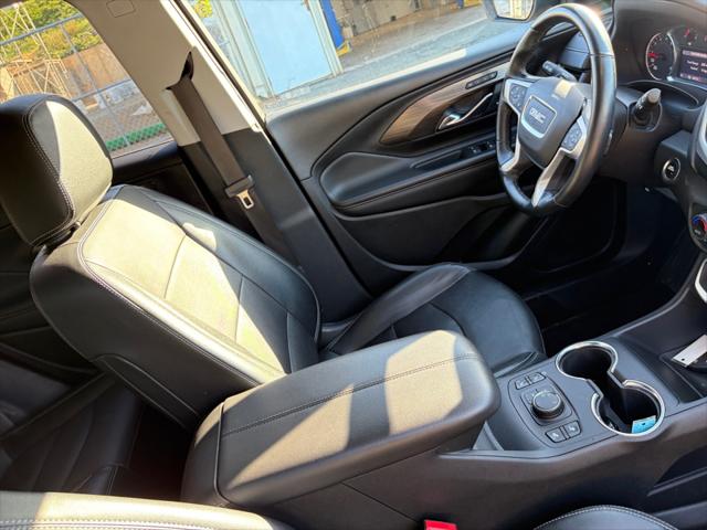 2023 GMC Terrain AWD SLT