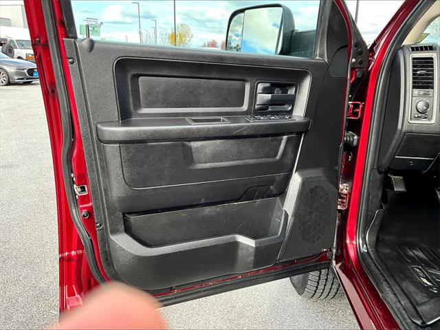 2019 Ram 1500 Classic Express Quad Cab 4x4 6'4" Box