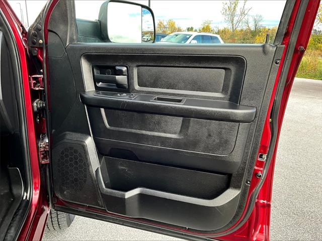 2019 Ram 1500 Classic Express Quad Cab 4x4 6'4" Box