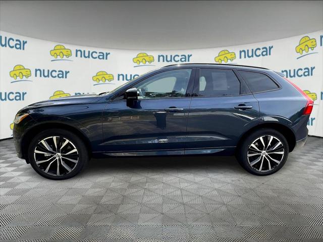 2025 Volvo XC60 B5 Plus