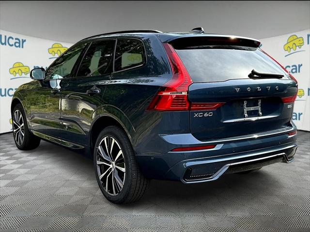 2025 Volvo XC60 B5 Plus