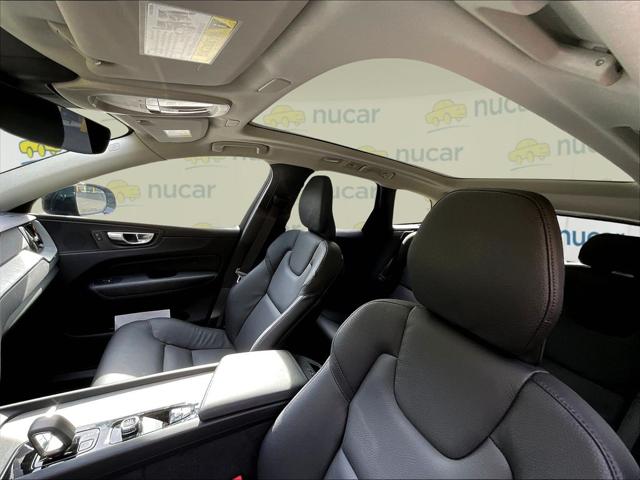 2025 Volvo XC60 B5 Plus