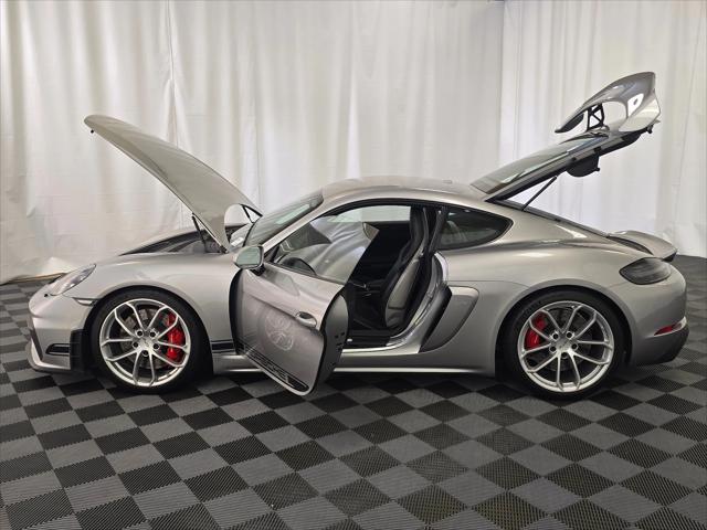 2020 Porsche 718 Cayman GT4