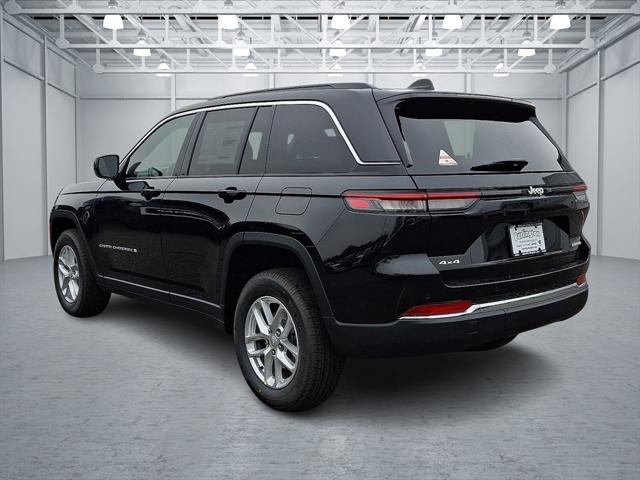 2025 Jeep Grand Cherokee GRAND CHEROKEE LAREDO X 4X4 2025 Jeep Grand Cherokee GRAND CHEROKEE LAREDO X 4X4