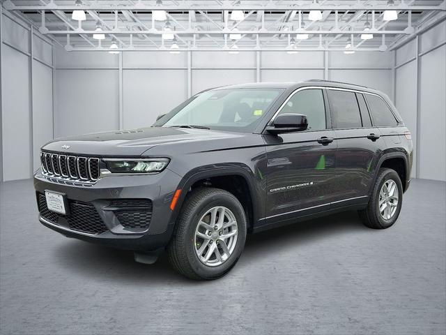 2025 Jeep Grand Cherokee GRAND CHEROKEE LAREDO X 4X4 2025 Jeep Grand Cherokee GRAND CHEROKEE LAREDO X 4X4