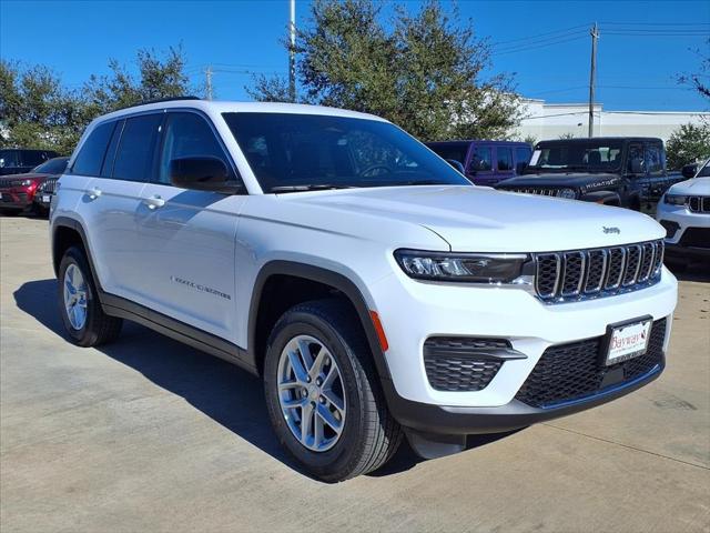 2025 Jeep Grand Cherokee GRAND CHEROKEE LAREDO X 4X2