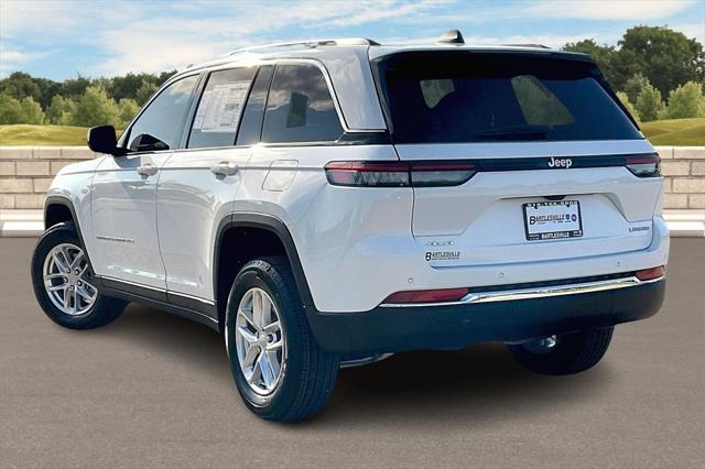 2025 Jeep Grand Cherokee GRAND CHEROKEE LAREDO X 4X4