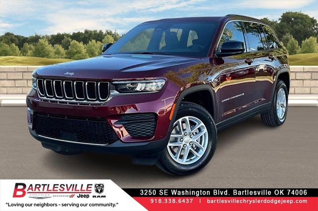 2025 Jeep Grand Cherokee GRAND CHEROKEE LAREDO X 4X4