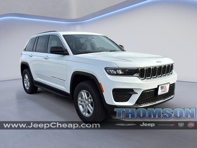 2025 Jeep Grand Cherokee GRAND CHEROKEE LAREDO 4X2