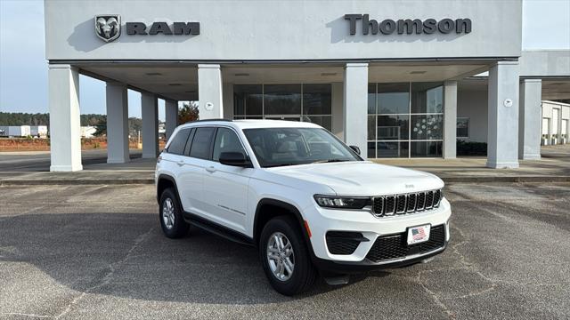 2025 Jeep Grand Cherokee GRAND CHEROKEE LAREDO 4X2