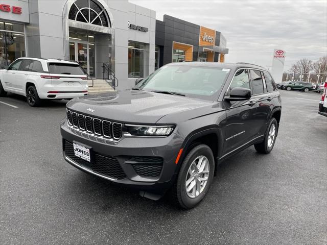 2025 Jeep Grand Cherokee GRAND CHEROKEE LAREDO X 4X4