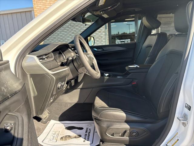 2025 Jeep Grand Cherokee GRAND CHEROKEE ALTITUDE X 4X4 2025 Jeep Grand Cherokee GRAND CHEROKEE ALTITUDE X 4X4