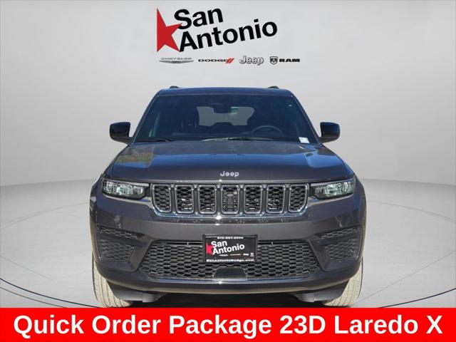 2025 Jeep Grand Cherokee GRAND CHEROKEE LAREDO X 4X4