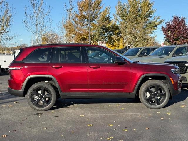 2025 Jeep Grand Cherokee GRAND CHEROKEE LIMITED 4X4 2025 Jeep Grand Cherokee GRAND CHEROKEE LIMITED 4X4