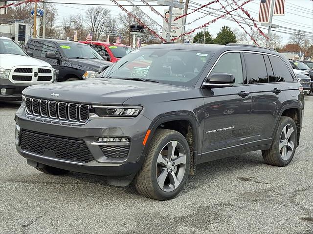 2025 Jeep Grand Cherokee GRAND CHEROKEE LIMITED 4X4 2025 Jeep Grand Cherokee GRAND CHEROKEE LIMITED 4X4