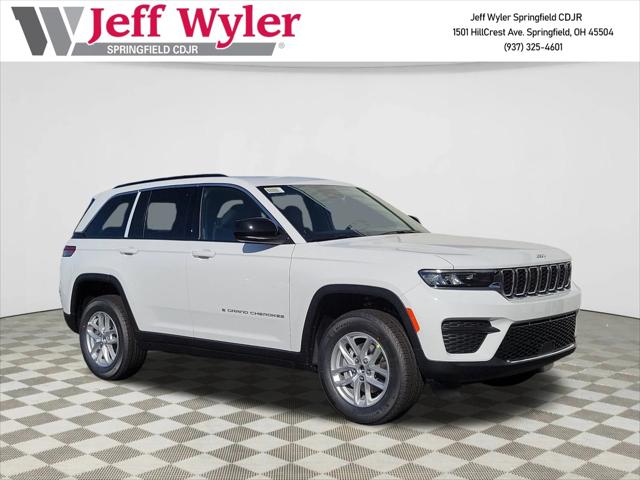 2025 Jeep Grand Cherokee GRAND CHEROKEE LAREDO X 4X4