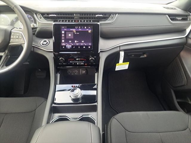 2025 Jeep Grand Cherokee GRAND CHEROKEE LAREDO X 4X2