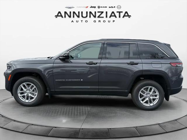 2025 Jeep Grand Cherokee GRAND CHEROKEE LAREDO X 4X4