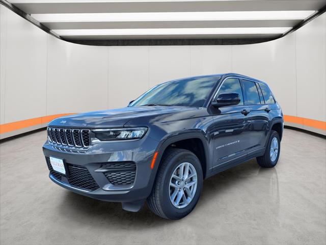 2025 Jeep Grand Cherokee GRAND CHEROKEE LAREDO X 4X2