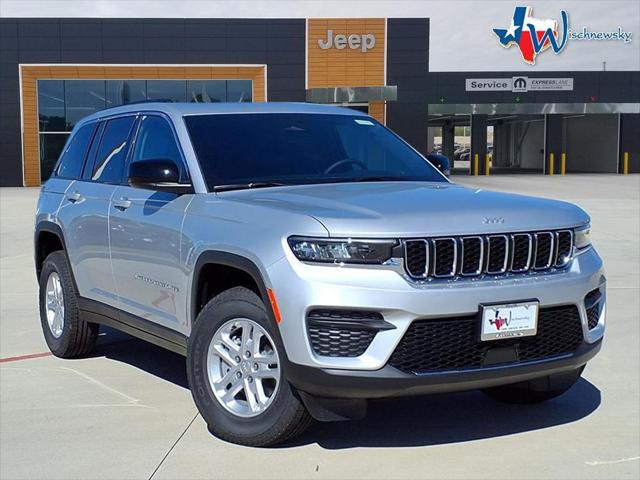 2025 Jeep Grand Cherokee GRAND CHEROKEE LAREDO 4X2 2025 Jeep Grand Cherokee GRAND CHEROKEE LAREDO 4X2
