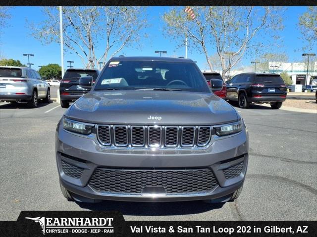 2025 Jeep Grand Cherokee GRAND CHEROKEE LAREDO X 4X4 2025 Jeep Grand Cherokee GRAND CHEROKEE LAREDO X 4X4