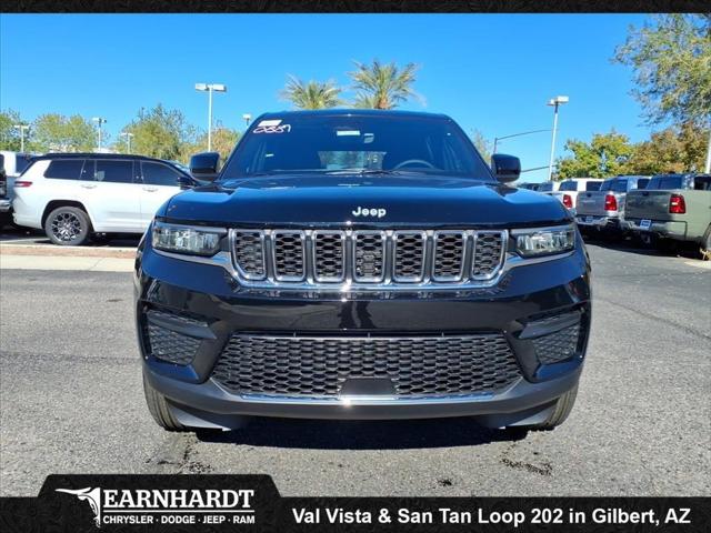 2025 Jeep Grand Cherokee GRAND CHEROKEE LAREDO X 4X4 2025 Jeep Grand Cherokee GRAND CHEROKEE LAREDO X 4X4