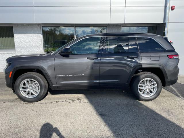 2025 Jeep Grand Cherokee GRAND CHEROKEE LAREDO X 4X4 2025 Jeep Grand Cherokee GRAND CHEROKEE LAREDO X 4X4