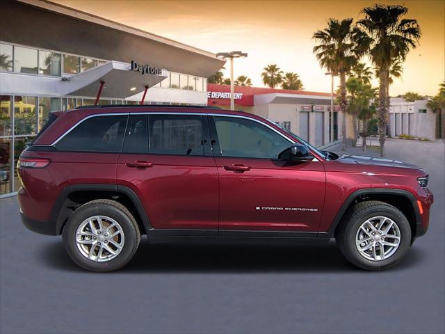 2025 Jeep Grand Cherokee GRAND CHEROKEE LAREDO X 4X2