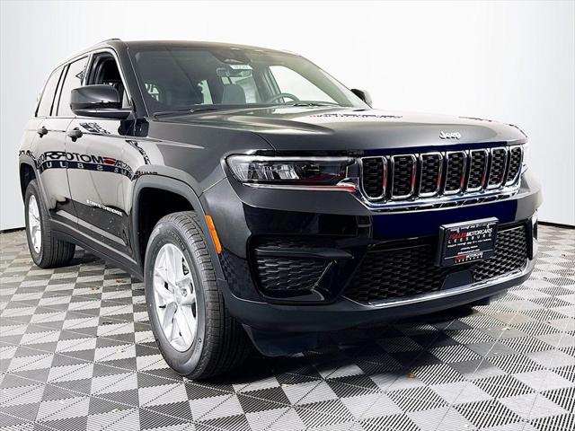2025 Jeep Grand Cherokee GRAND CHEROKEE LAREDO X 4X4 2025 Jeep Grand Cherokee GRAND CHEROKEE LAREDO X 4X4