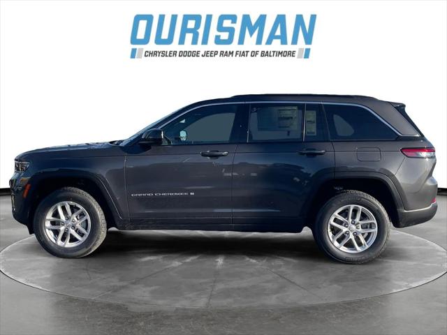 2025 Jeep Grand Cherokee GRAND CHEROKEE LAREDO X 4X4