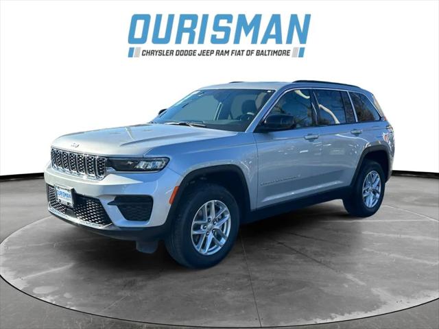 2025 Jeep Grand Cherokee GRAND CHEROKEE LAREDO X 4X4