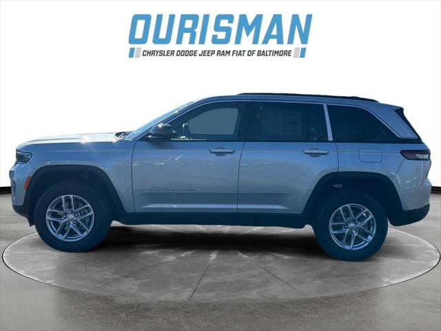 2025 Jeep Grand Cherokee GRAND CHEROKEE LAREDO X 4X4