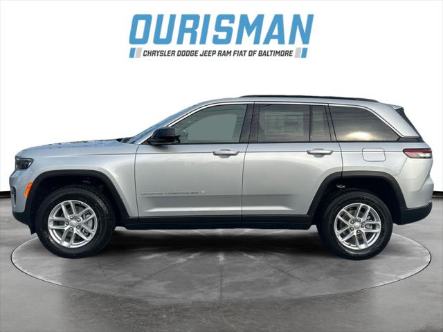 2025 Jeep Grand Cherokee GRAND CHEROKEE LAREDO X 4X4