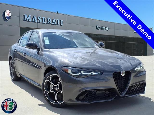 2025 Alfa Romeo Giulia GIULIA AWD 2025 Alfa Romeo Giulia GIULIA AWD