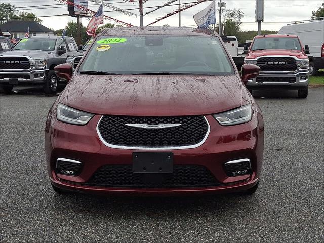 2022 Chrysler Pacifica Hybrid Touring L