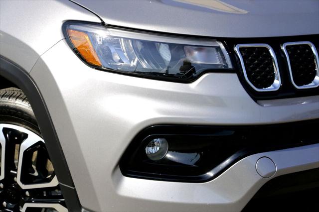 2024 Jeep Compass Limited 4x4 2024 Jeep Compass Limited 4x4