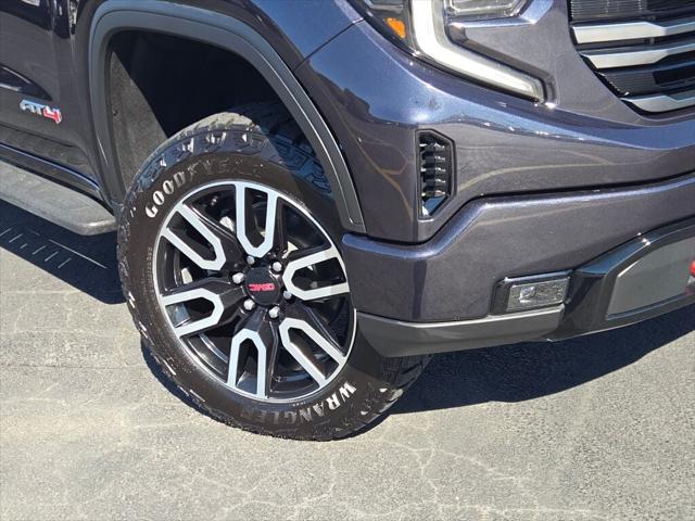 2022 GMC Sierra 1500 4WD Crew Cab Short Box AT4 2022 GMC Sierra 1500 4WD Crew Cab Short Box AT4