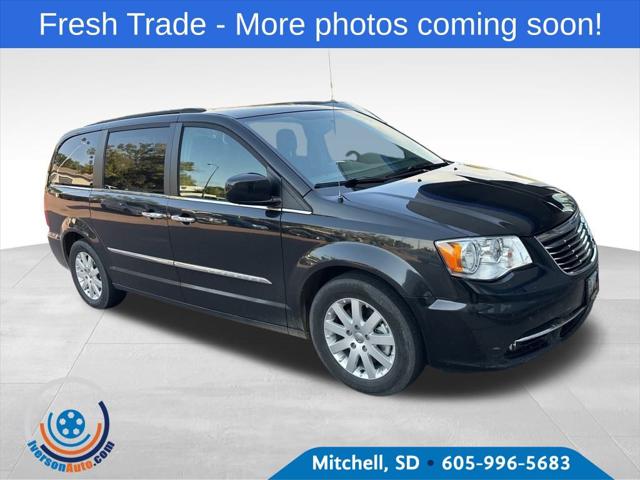 2015 Chrysler Town and Country Touring