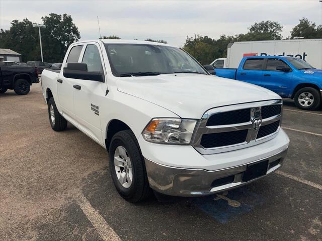 2023 RAM 1500 Classic SLT Crew Cab 4x4 57 Box 2023 RAM 1500 Classic SLT Crew Cab 4x4 57 Box