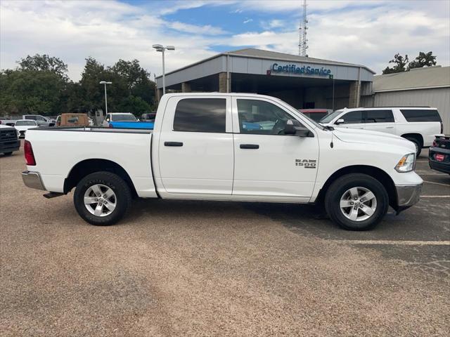 2023 RAM 1500 Classic SLT Crew Cab 4x4 57 Box 2023 RAM 1500 Classic SLT Crew Cab 4x4 57 Box