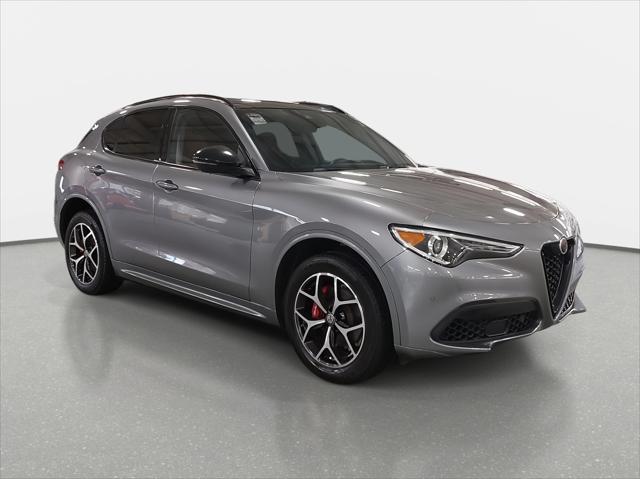 2021 Alfa Romeo Stelvio Ti AWD 2021 Alfa Romeo Stelvio Ti AWD