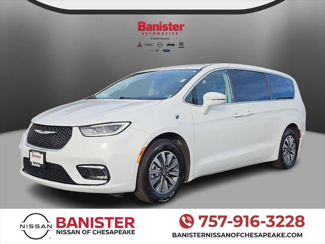 2022 Chrysler Pacifica Hybrid Touring L 2022 Chrysler Pacifica Hybrid Touring L