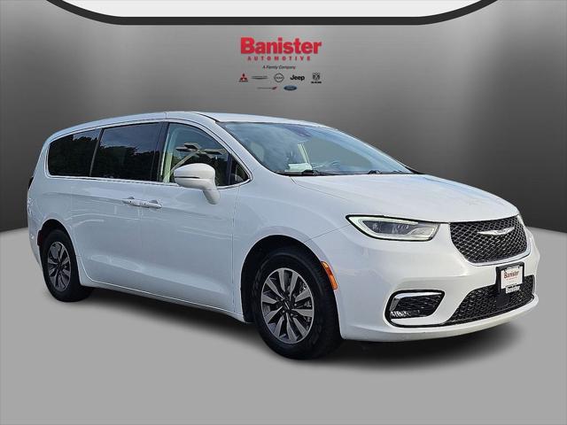 2022 Chrysler Pacifica Hybrid Touring L 2022 Chrysler Pacifica Hybrid Touring L