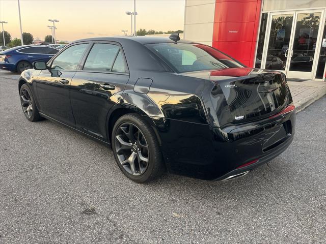 2022 Chrysler 300 S